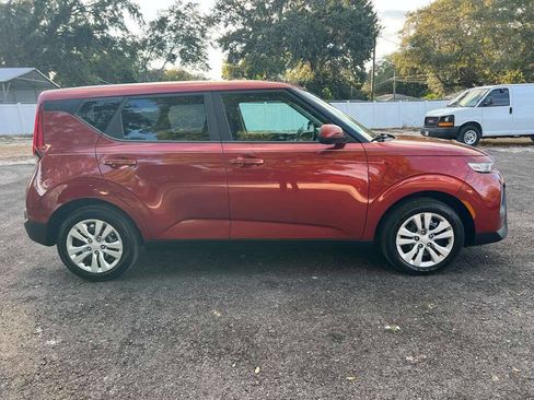 Used 2020 Kia Soul LX FWD image 5