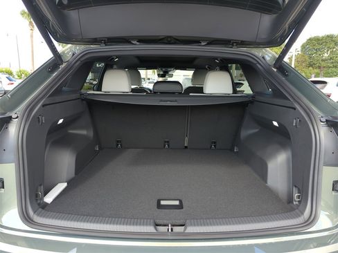 New 2026 Volkswagen Atlas Cross Sport SEL Premium R-Line image 15