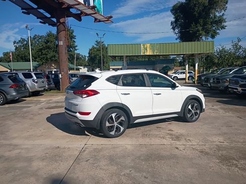 Used 2017 Hyundai Tucson Limited FWD image 13