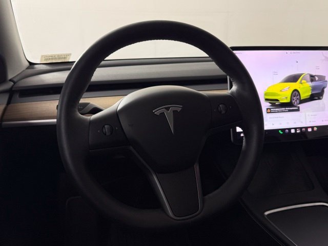 Used 2024 Tesla Model Y Long Range RWD image 23