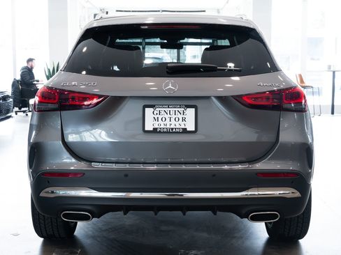 Used 2023 Mercedes-Benz GLA 250 4MATIC image 5