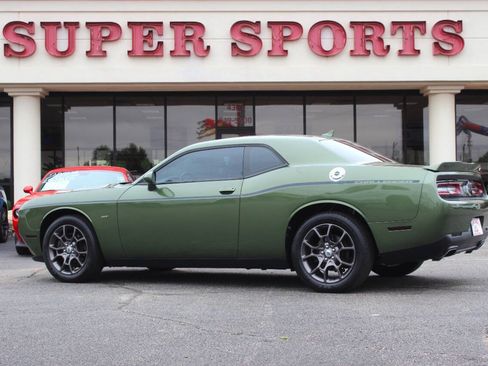 Used 2018 Dodge Challenger GT w/ GT Interior Package AWD/4WD image 5