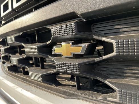 New 2026 Chevrolet Silverado 1500 W/T w/ WT Value Package AWD/4WD image 10