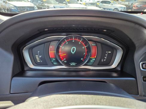 Used 2014 Volvo XC60 T6 image 28