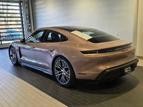 Used 2024 Porsche Taycan 4S image 3