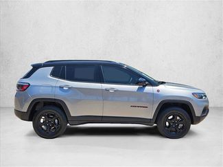 Used 2023 Jeep Compass Trailhawk w/ Sun and Sound Group AWD/4WD video 4