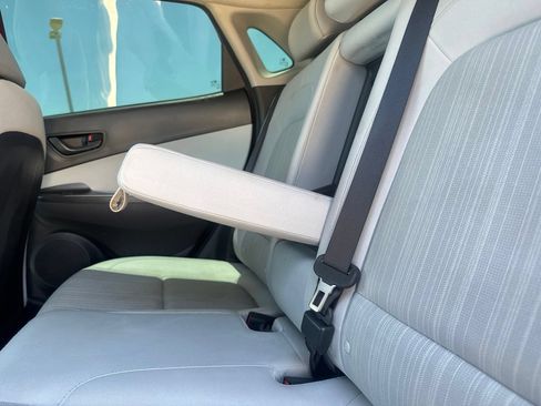 Used 2023 Hyundai Kona SEL FWD image 33