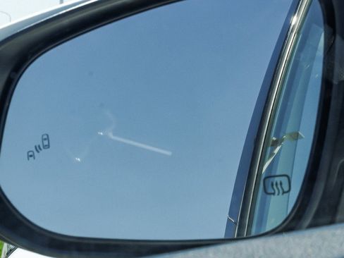 Certified 2025 Toyota Grand Highlander AWD image 22