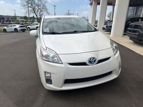Used 2010 Toyota Prius Two image 2