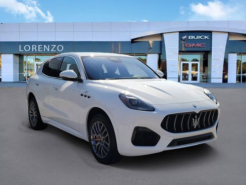 Used 2023 Maserati Grecale GT AWD/4WD image 3