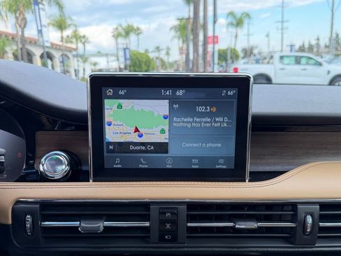 Used 2022 Lincoln Corsair Reserve w/ Equipment Group 201A image 25