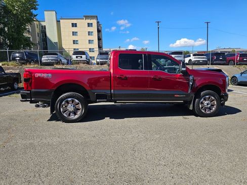Used 2025 Ford F350 King Ranch AWD/4WD image 9