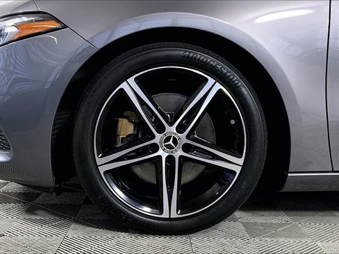 Used 2022 Mercedes-Benz A 220 A 220 image 8