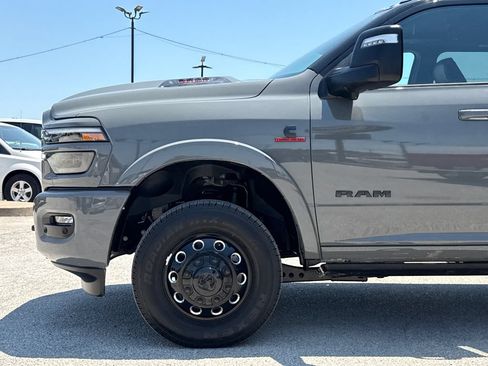 Used 2026 RAM 3500 Limited AWD/4WD image 5