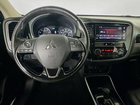 Used 2019 Mitsubishi Outlander SEL AWD/4WD image 10