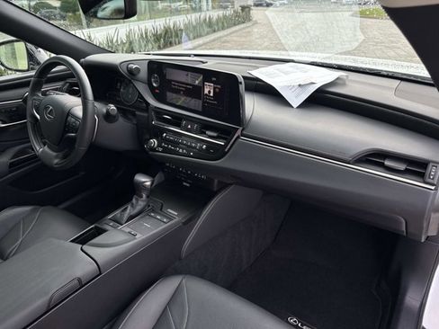 Used 2022 Lexus ES 350 Ultra Luxury image 21