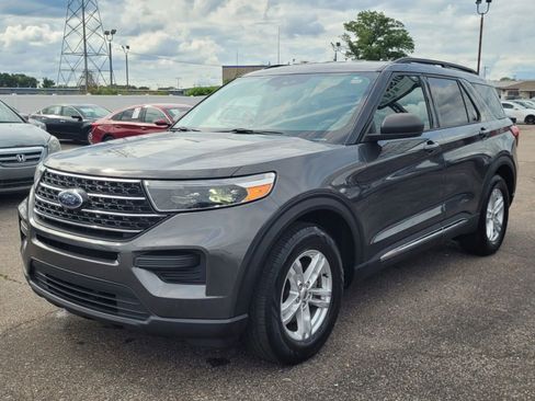 Used 2020 Ford Explorer XLT RWD image 8