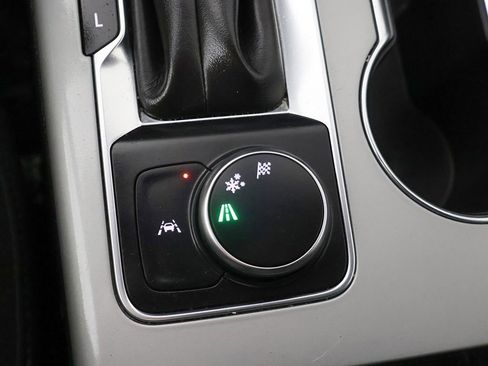 Used 2025 Chevrolet Blazer LT FWD image 42