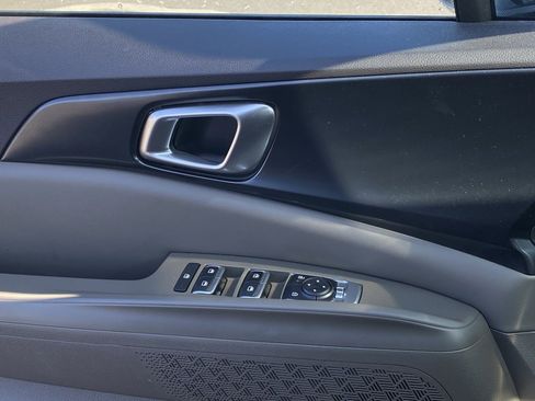 Certified 2025 Kia Carnival LXS image 21