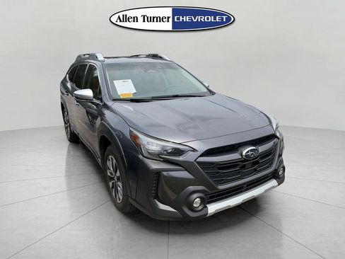 Used 2024 Subaru Outback Touring XT AWD/4WD image 2