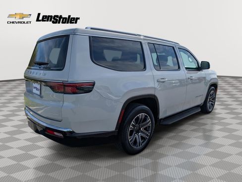 Used 2022 Jeep Wagoneer Series III image 5