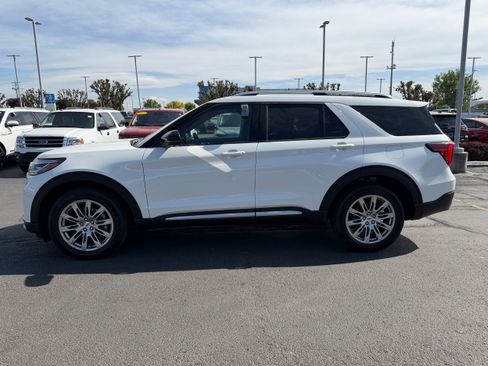 New 2026 Ford Explorer Platinum AWD/4WD image 6