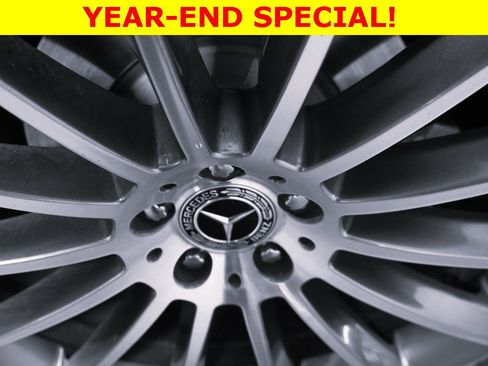 Used 2025 Mercedes-Benz GLE 450e 4MATIC image 8