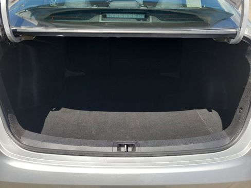 Used 2024 Toyota Corolla LE image 27