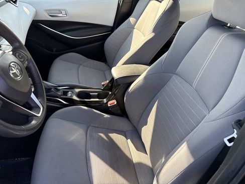 Used 2022 Toyota Corolla SE image 19