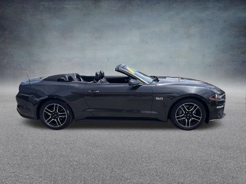 Used 2022 Ford Mustang GT Premium RWD image 5