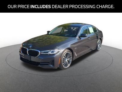 Certified 2022 BMW 530e xDrive w/ Premium Package