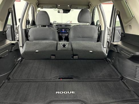 Used 2019 Nissan Rogue SV AWD/4WD image 21