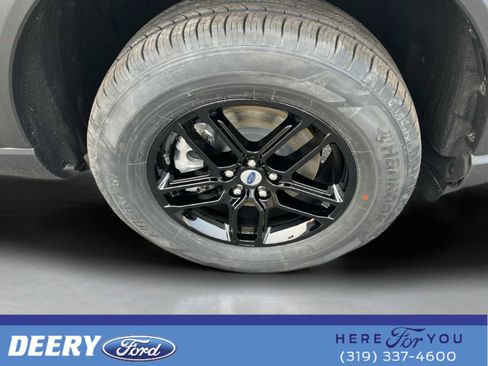 New 2026 Ford Explorer Active image 38