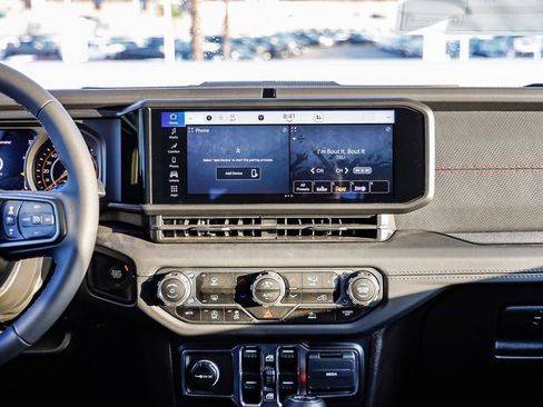 New 2025 Jeep Wrangler Unlimited Rubicon image 16