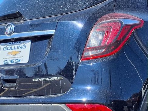 Used 2021 Buick Encore Preferred image 21