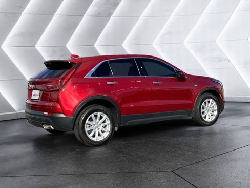 Used 2021 Cadillac XT4 Luxury image 4