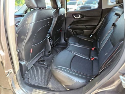 Used 2022 Jeep Compass Trailhawk w/ Trailhawk Convenience Group image 16