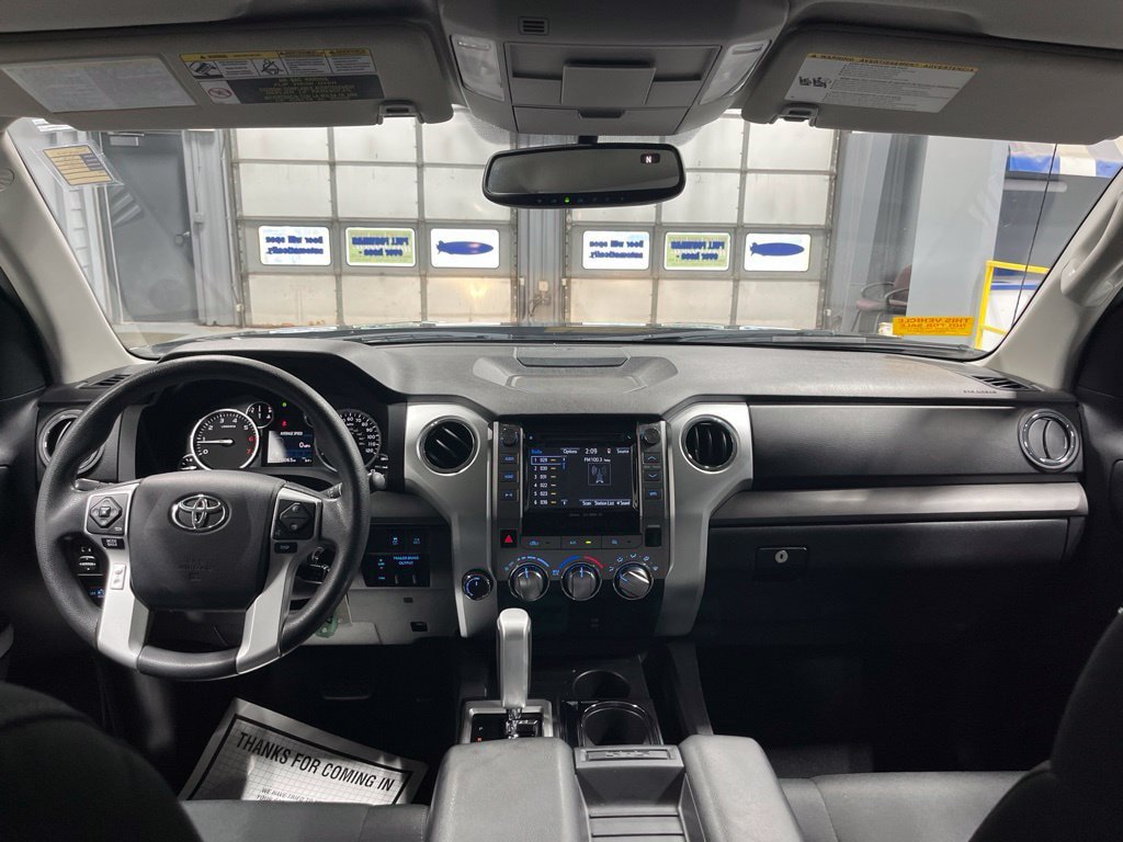 Used 2016 Toyota Tundra SR5 w/ TRD Off Road Package AWD/4WD image 33