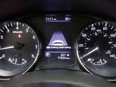 Used 2020 Nissan Rogue SL FWD image 28