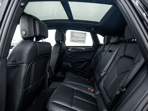 New 2025 Porsche Macan image 22