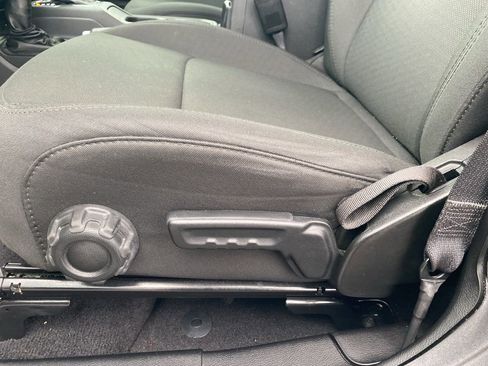 Used 2022 Jeep Wrangler Unlimited Sport image 12