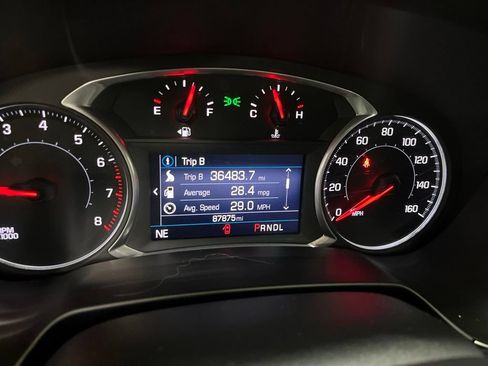 Used 2022 Chevrolet Blazer LT FWD image 14