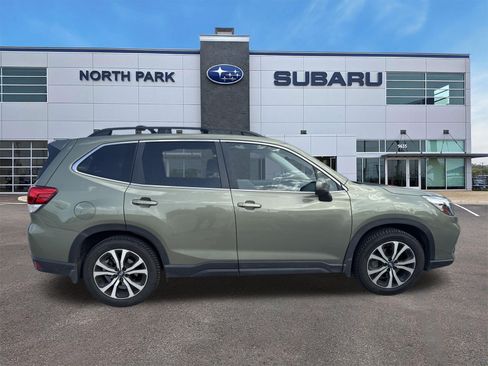 Used 2021 Subaru Forester Limited w/ Popular Package #3 AWD/4WD image 2