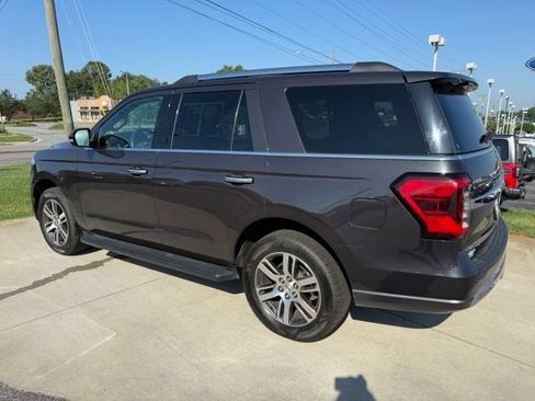 Used 2024 Ford Expedition Limited AWD/4WD image 8