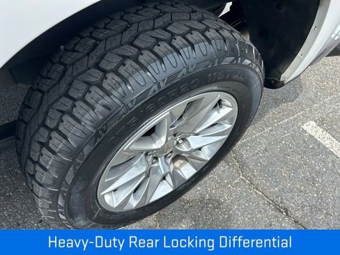 Used 2020 Chevrolet Silverado 1500 LTZ w/ LTZ Plus Package AWD/4WD image 19