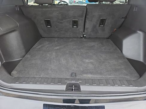 Used 2023 Chevrolet Equinox LS w/ LS Convenience Package FWD image 23
