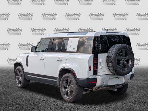 Used 2024 Land Rover Defender 110 S AWD/4WD image 8