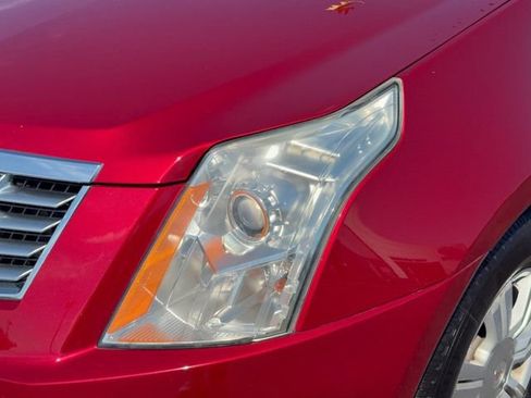 Used 2015 Cadillac SRX Luxury w/ Driver Awareness Package FWD image 9