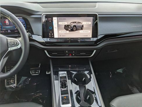 Used 2025 Volkswagen Atlas Cross Sport SEL Premium R-Line AWD/4WD image 15