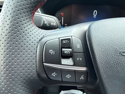 Used 2023 Ford Escape ST-Line w/ Tech Pack #1 AWD/4WD image 18